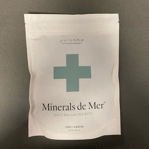NWT unopened Pursoma Minerals de Mer bath salts